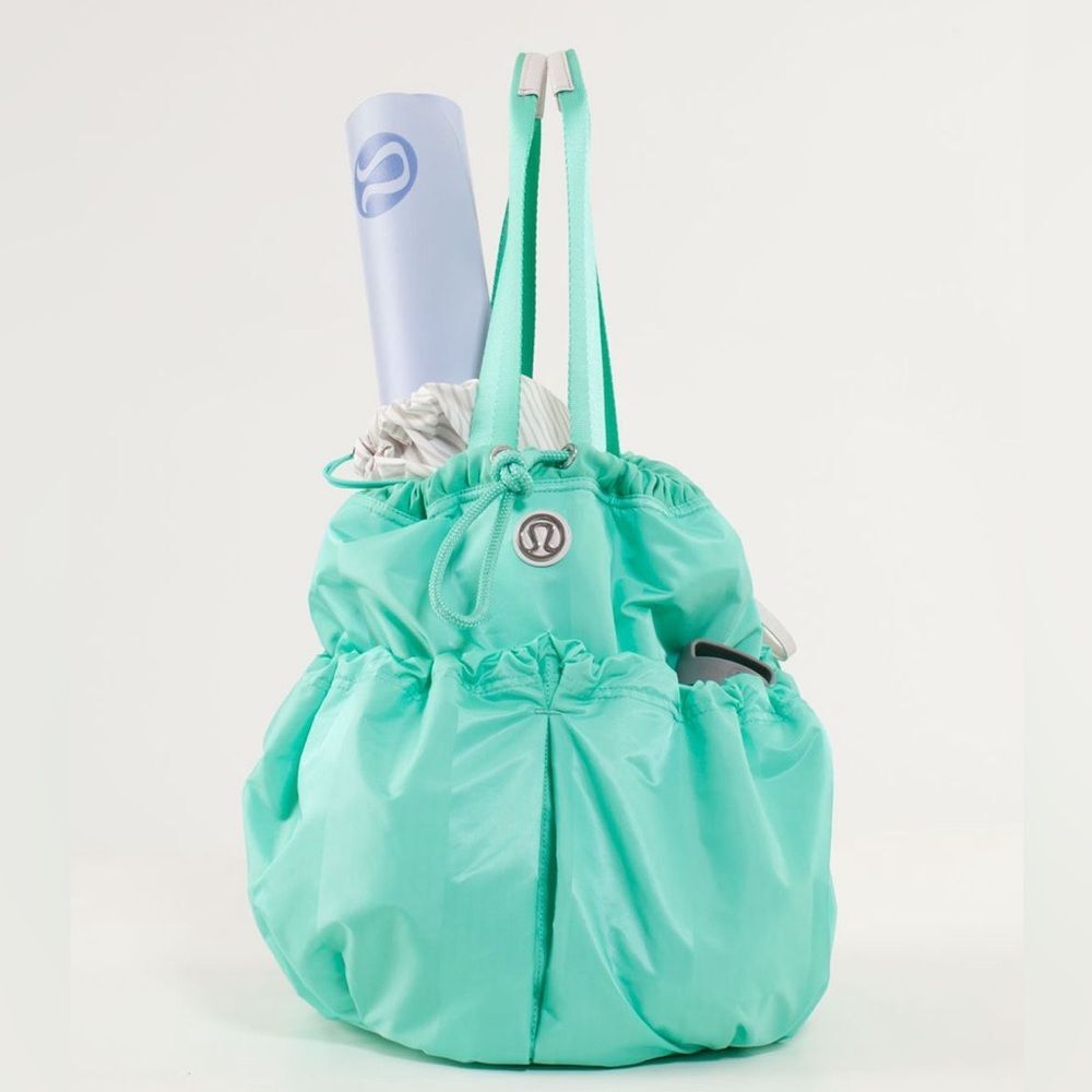 RARE Lululemon Bliss Bag - Menthol Green Color